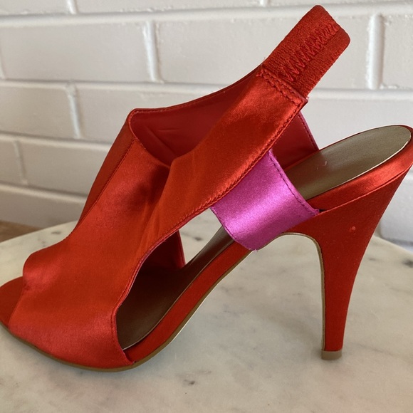 NEW NINE WEST Slingback Peep Toe Satin Heeled Sandals Size 7 1/2 M ❤️ - Picture 15 of 17